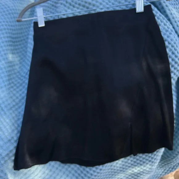 Black Mini Skirt - Picture 2 of 3